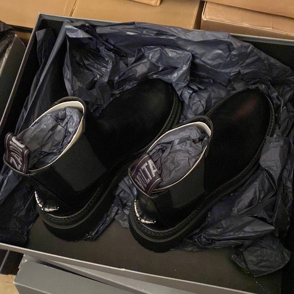 NWT Zadig and & Voltaire Ride Leather Chelsea platform Boots silver wings charm - Picture 15 of 16